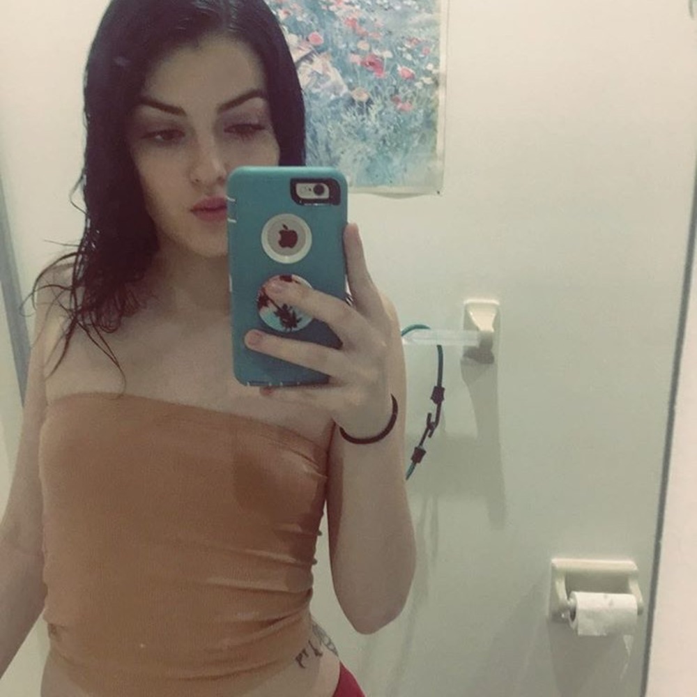 Meet your Posher, Adreanna